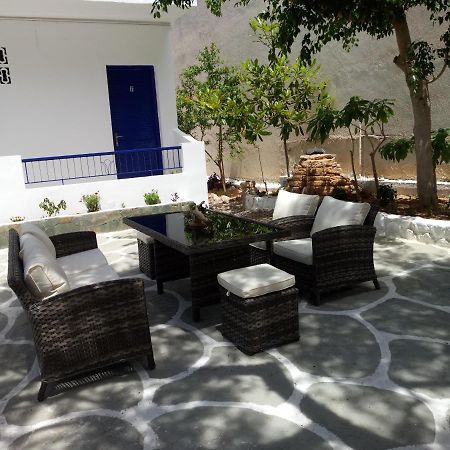 Hotel Poulakis Skála エクステリア 写真
